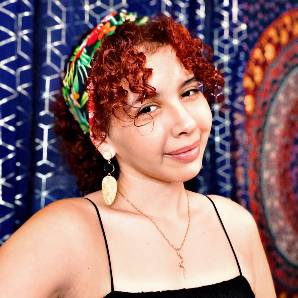 Meet your Posher, Alondra